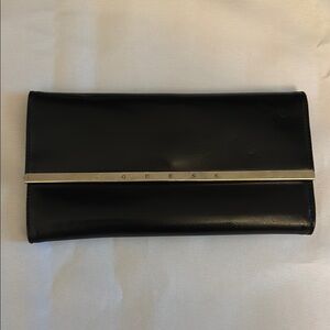 GUESS Black Wallet with Silver Accent – EUC